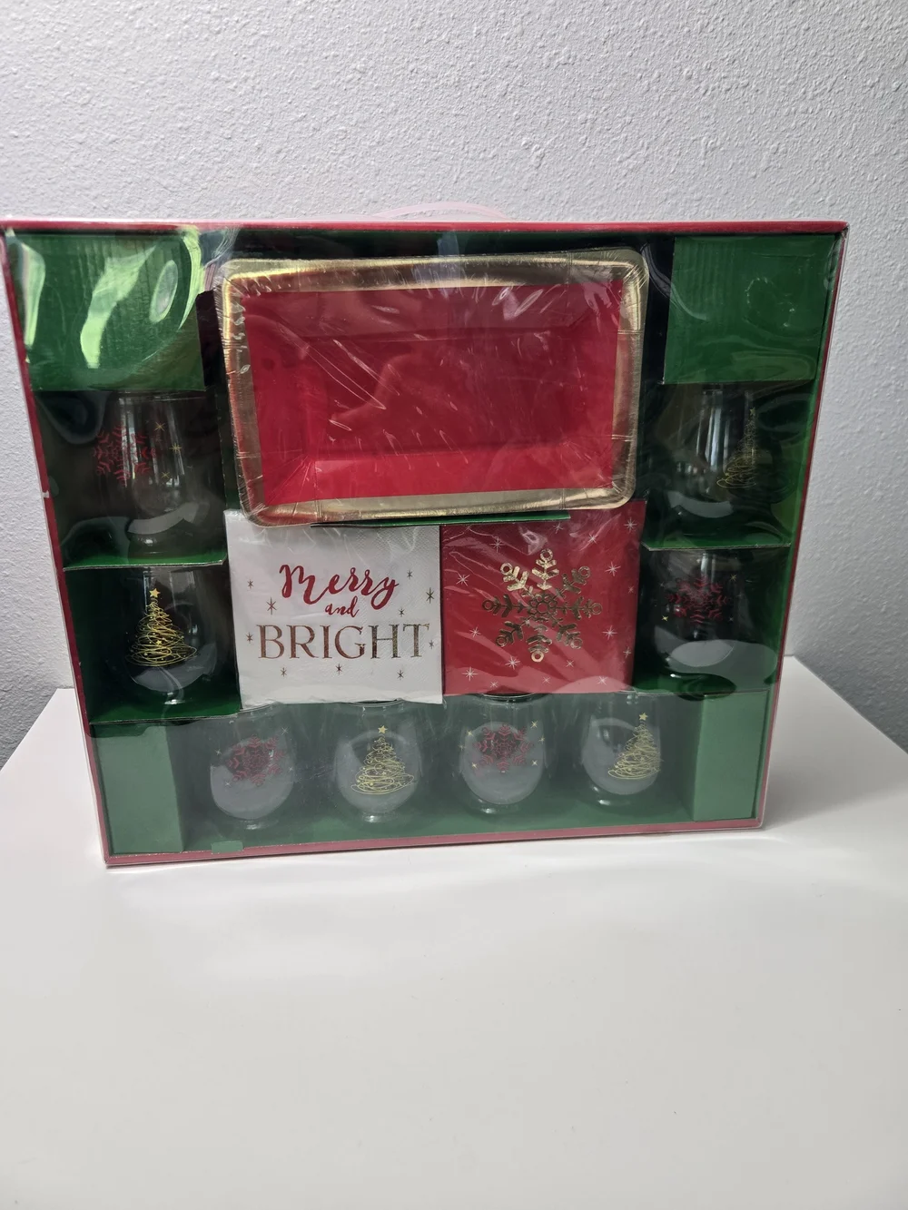 Merry and Bright Holiday Serving Set - Red and Green
